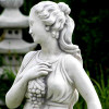 Figura Kobieta z gronami 140cm
