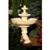 Fontanna Fiore F104 - 147cm w ogrodzie w kolorze Ecrue