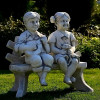 Zestaw Ławeczka Dziewczyna z bukietem + Chłopiec 64x80x34cm