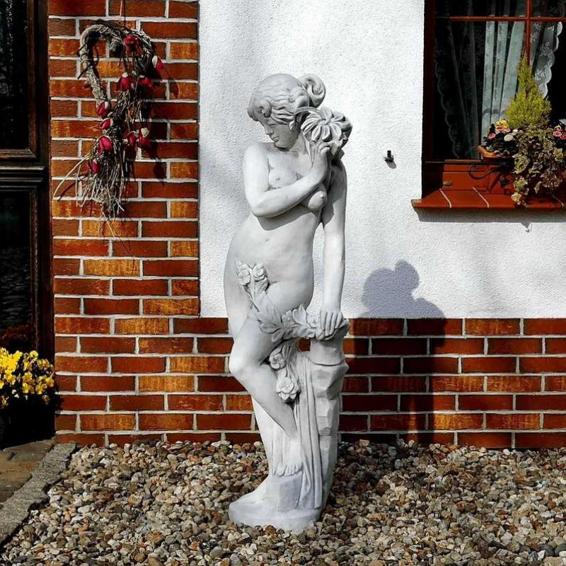Figura Bogini w Kwiatach 140cm