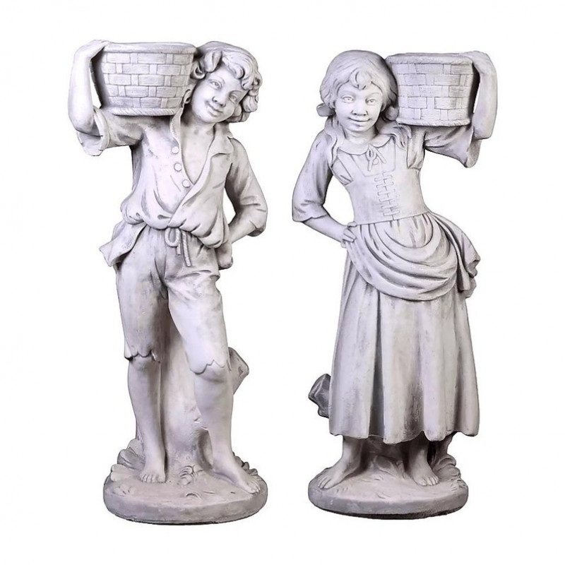 Figura Chłopiec z koszem na ramieniu 111cm