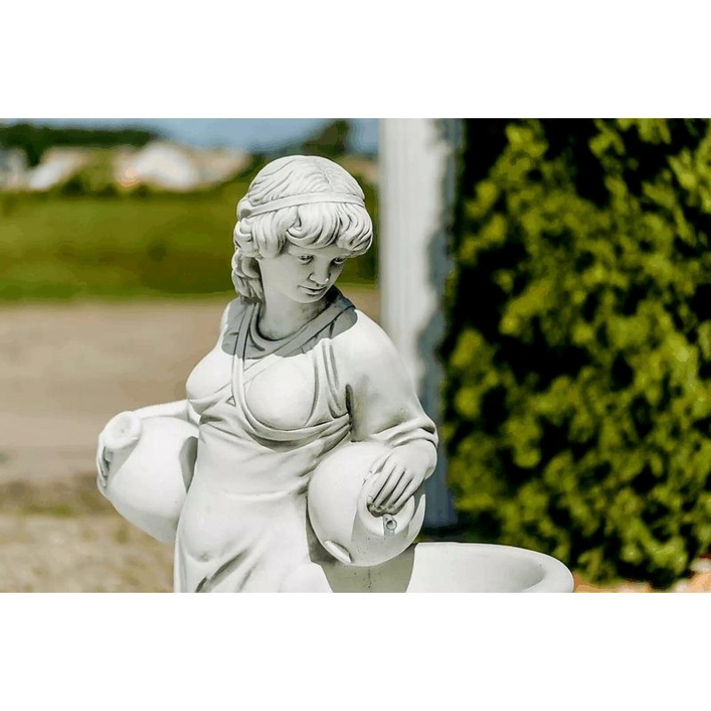 Figura Kobieta oparta o paterę 140cm