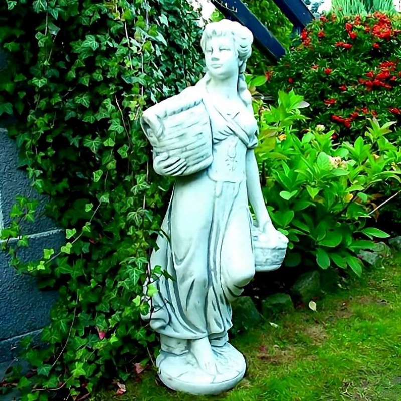 Figura Kobieta z dwoma koszami - mała 110cm