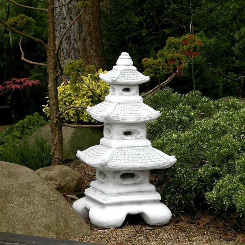 Pagoda duża trzypiętrowa
