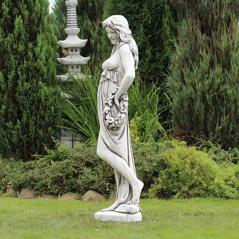 Rzeźba Złotowłosa z wiankiem 150cm