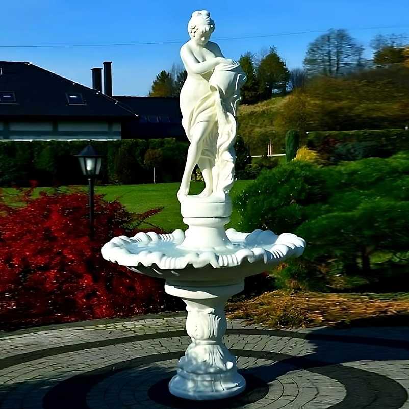 Fontanna Selene Charlotte